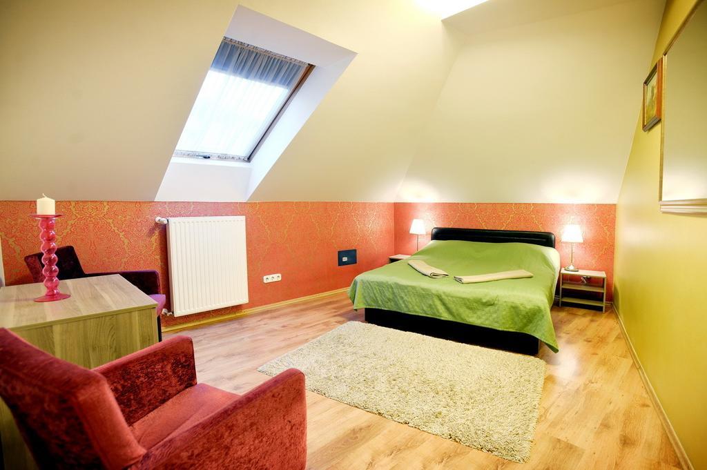 Corner Apartman Eger Room photo
